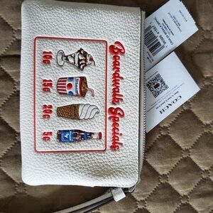 NWT COACH BOARDWALK WALLET